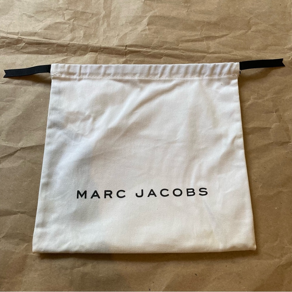 Marc jacobs dust bag